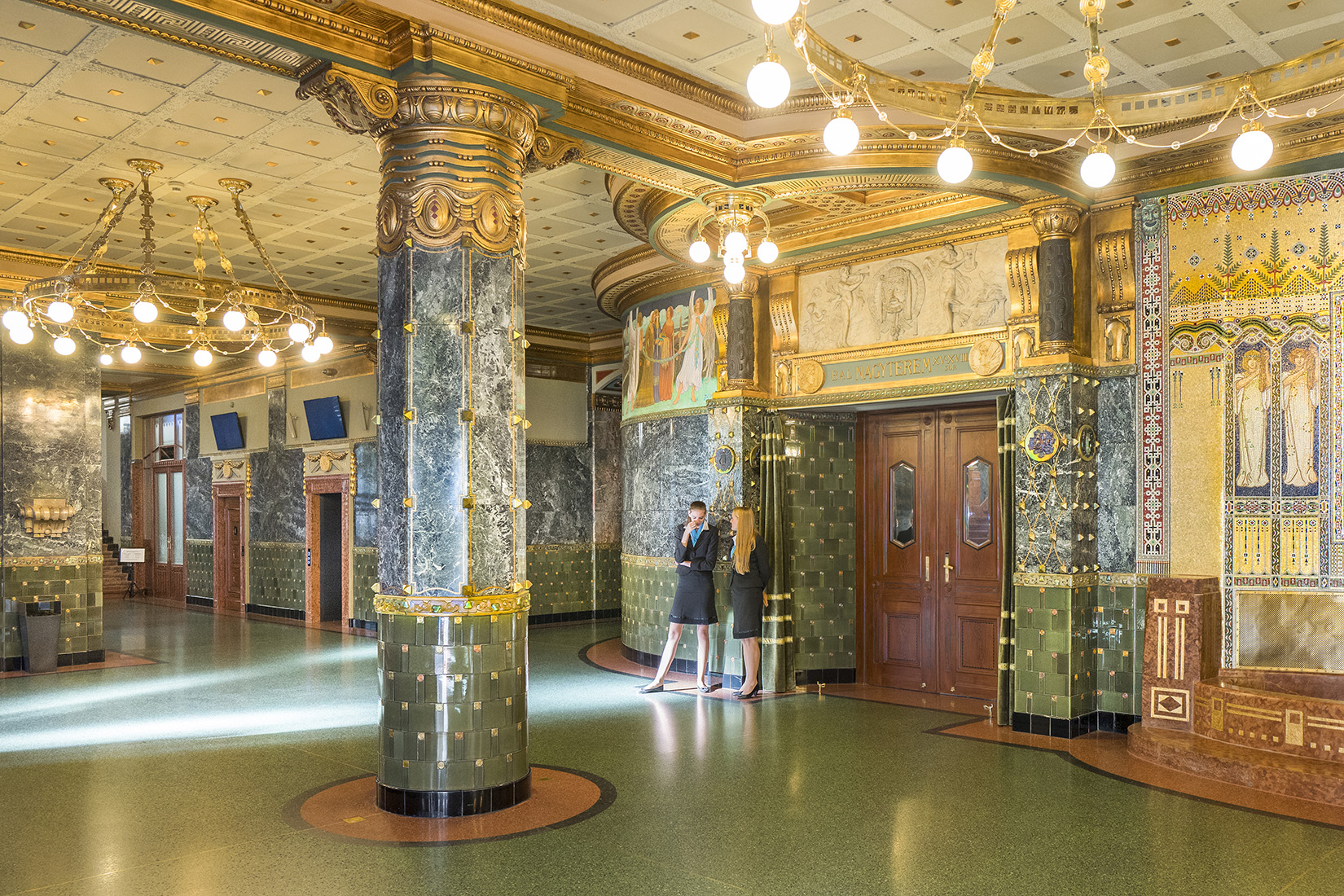 11 Budapest RNO L1000435